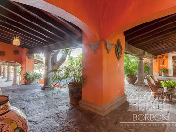 VILLA EL NIDO