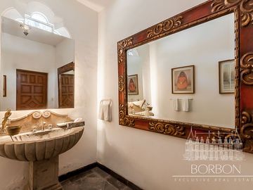 VILLA EL NIDO