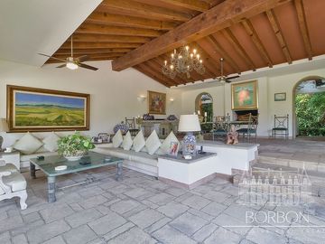 VILLA EL NIDO