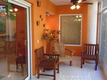 CASA  DE LIZ