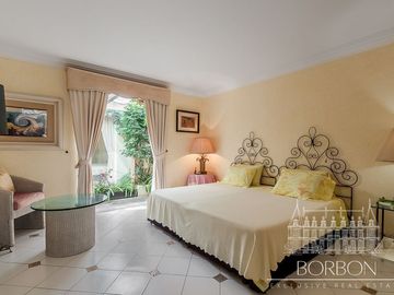 CASA DORAL