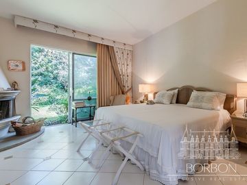 CASA DORAL