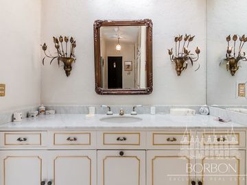 CASA DORAL
