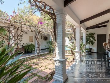 CASA DORAL