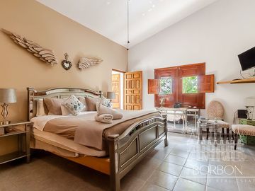 VILLA OASIS