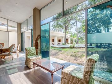 VILLA OASIS