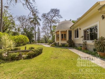 VILLA OASIS