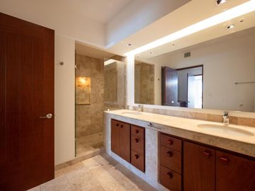 Departamento en Venta en Isla Palmares con vista Alberca en El Tigre Club de Golf Nuevo Vallarta