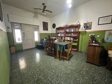 VENTA CASA 4 AMB+DPTO MONOAMB S/LOTE 400 M2 LOMAS