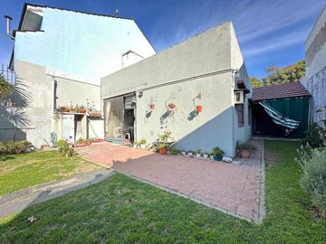 VENTA CASA 4 AMB+DPTO MONOAMB S/LOTE 400 M2 LOMAS