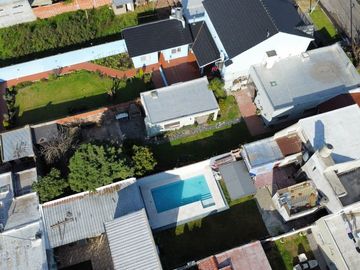 VENTA CASA 4 AMB+DPTO MONOAMB S/LOTE 400 M2 LOMAS