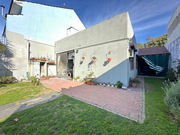 VENTA CASA 4 AMB+DPTO MONOAMB S/LOTE 400 M2 LOMAS