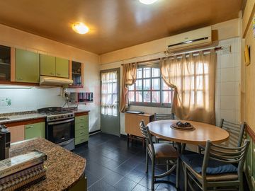 VENTA PH TIPO CASA DUPLEX EN CORAZON DE CABALLITO