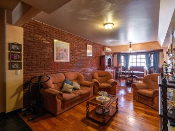 VENTA PH TIPO CASA DUPLEX EN CORAZON DE CABALLITO