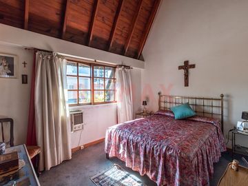 VENTA PH TIPO CASA DUPLEX EN CORAZON DE CABALLITO