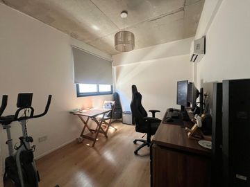 Venta depto cuatro amb en Castelar con cochera
