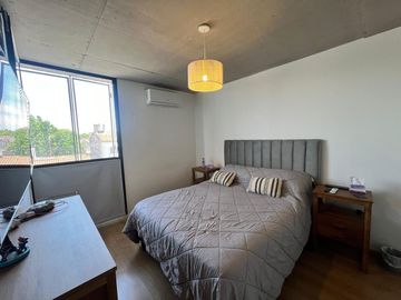 Venta depto cuatro amb en Castelar con cochera