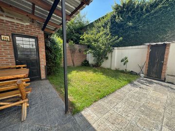 Venta PH 4 ambientes, Lanús Oeste, Apto Crédito