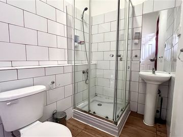 Casa en Venta en Metro Cerro Blanco | Casa en venta (6D6B) | Recoleta | One Propiedades