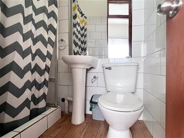 Local Comercial en Venta en Metro Cerro Blanco | Casa en venta (6D6B) | Recoleta | One Propiedades
