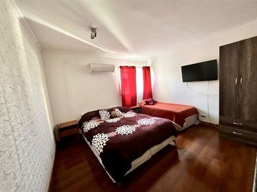 Local Comercial en Venta en Metro Cerro Blanco | Casa en venta (6D6B) | Recoleta | One Propiedades