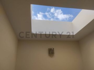 Casa Duplex-Instituto Rumiñahui-Sangolqui- 75000 negociables
