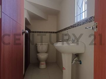 Casa Duplex-Instituto Rumiñahui-Sangolqui- 75000 negociables