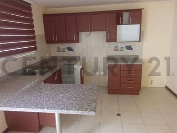 Casa Duplex-Instituto Rumiñahui-Sangolqui- 75000 negociables