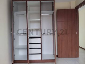 Casa Duplex-Instituto Rumiñahui-Sangolqui- 75000 negociables