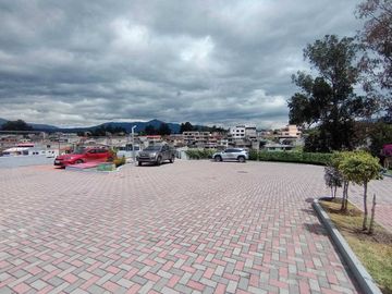 CASA EN VENTA CONJUNTO NAVARRA II