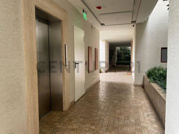 Hermoso Departamento con Jardín en San Patricio Cumbayá