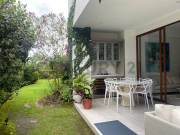 Hermoso Departamento con Jardín en San Patricio Cumbayá