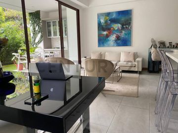 Hermoso Departamento con Jardín en San Patricio Cumbayá