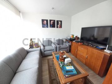 VENTA CASA 6 DORMITORIOS EN CUMBAYÁ DENTRO CONJUNTO (2 DORMITORIOS PLANTA BAJA)