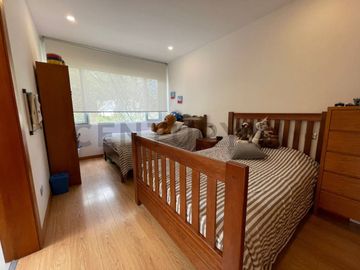 En venta casa con terreno. Sector Nayón