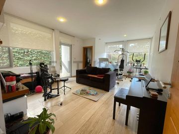 En venta casa con terreno. Sector Nayón