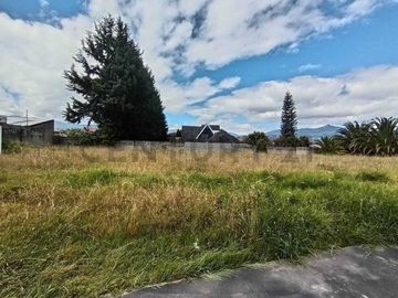 Venta de terreno 2.463 m² con casa de 200 m²