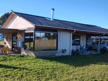 VENDO PARCELA CON CASA, 2 CABAÑAS Y BODEGA EN RÍO BUENO