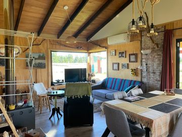 VENDO PARCELA CON CASA, 2 CABAÑAS Y BODEGA EN RÍO BUENO