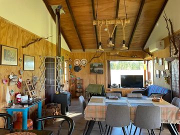 VENDO PARCELA CON CASA, 2 CABAÑAS Y BODEGA EN RÍO BUENO