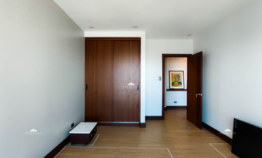 West of Ayala in Makati City 3 Bedroom 3BR Unit For Sale near Avida Towers RUSH SALE