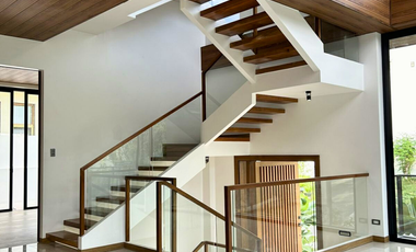 Brand New 5-Bedroom 5BR House and Lot for Sale in McKinley Hill Village, Taguig City