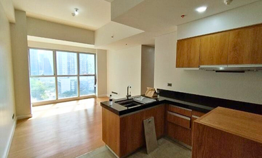 The Season Residences 2-Bedroom 2BR Condo for Sale in BGC, Taguig City