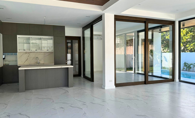 Modern 7 Bedroom 7BR House and Lot for Sale in Muntinlupa City at Hillsborough | ₱125k/SQM Brand New Home
