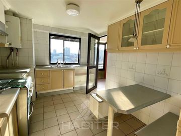 Departamento en Venta en CE39054 Gran departamento duplex a pasos de Clínica Alemana, Colegio Alemán y Universidades.