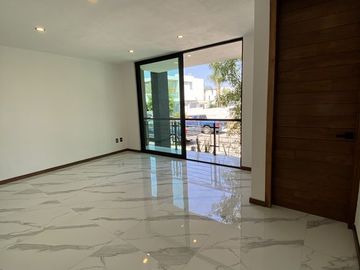 ¡GRAN OPORTUNIDAD! CASA EN VENTA EN PUERTA DEL BOSQUE