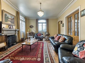 Venta de Casa con historia y gran potencial en el corazón de Ñuñoa