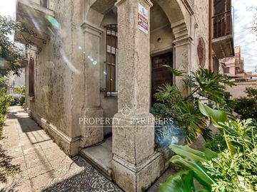 Venta de Casa con historia y gran potencial en el corazón de Ñuñoa