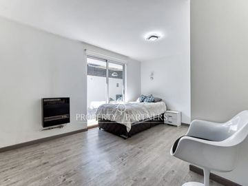 Casa Familiar remodelada con excelente conectividad.