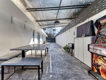 Casa Familiar remodelada con excelente conectividad.